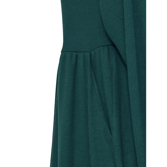 Torrid Women's Size 1 Knee‎ Dress Green Jersey Waffle Tiered Skater W/Pockets - Picture 5 of 12